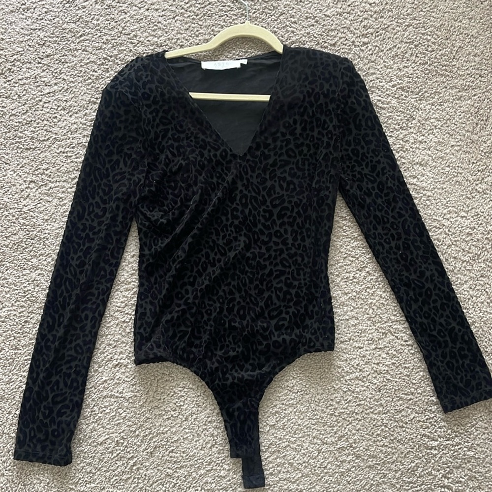 Velvet leopard print bodysuit